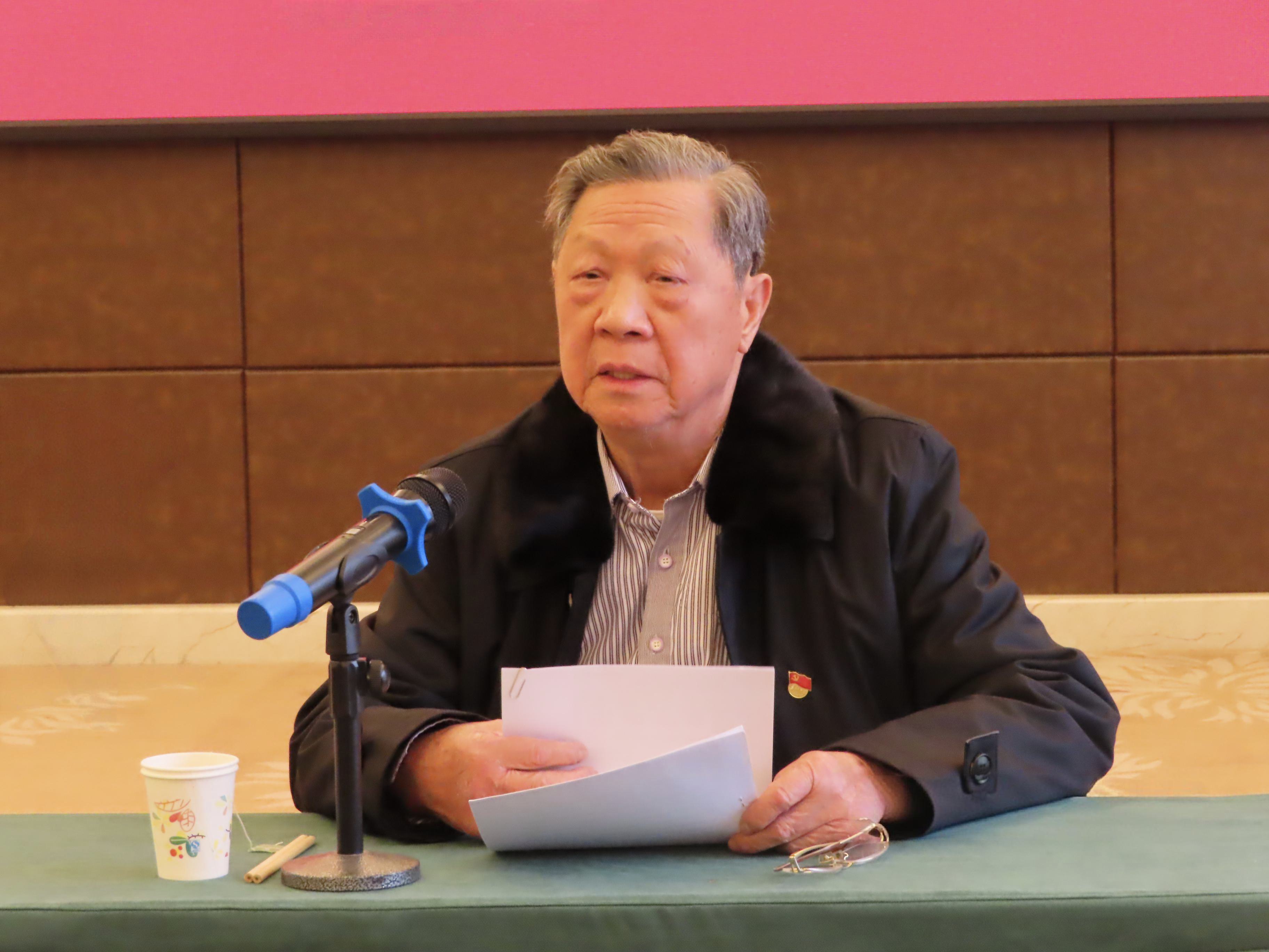 退休不褪色 余热亦生辉