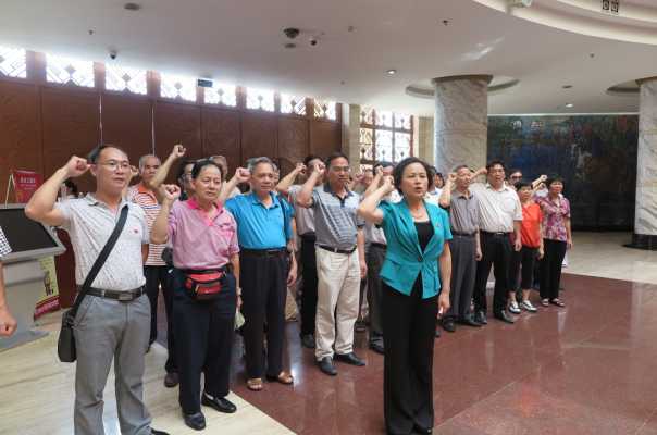 1466386167103142.png 贵港市老干部考察团到百色开展革命传统教育暨考察学习活动.png